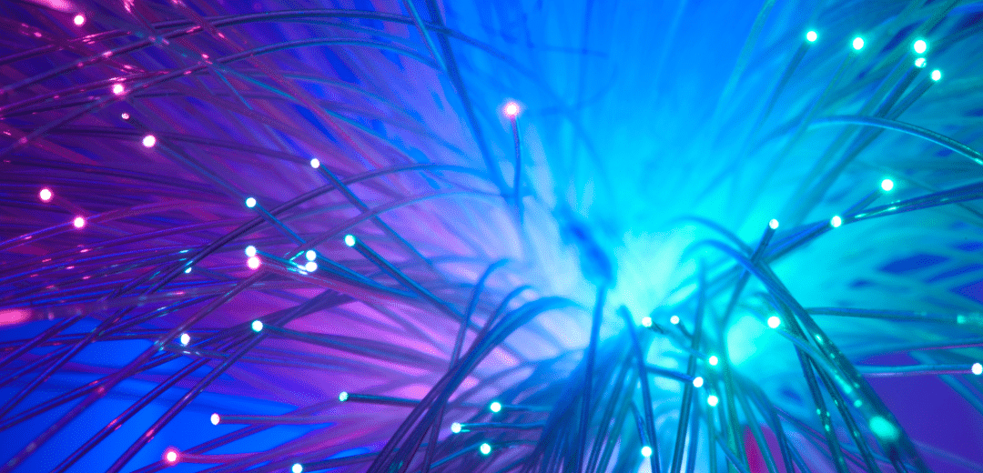 Quali fonti emettono radiazioni ottiche artificiali e quali sono gli effetti negativi sulle persone